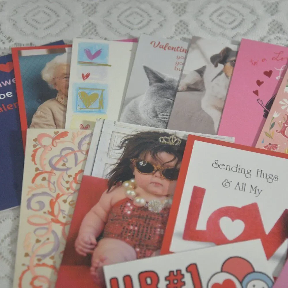 Valentines Day Cards 15 Vaeious Brand New with Envelopes
